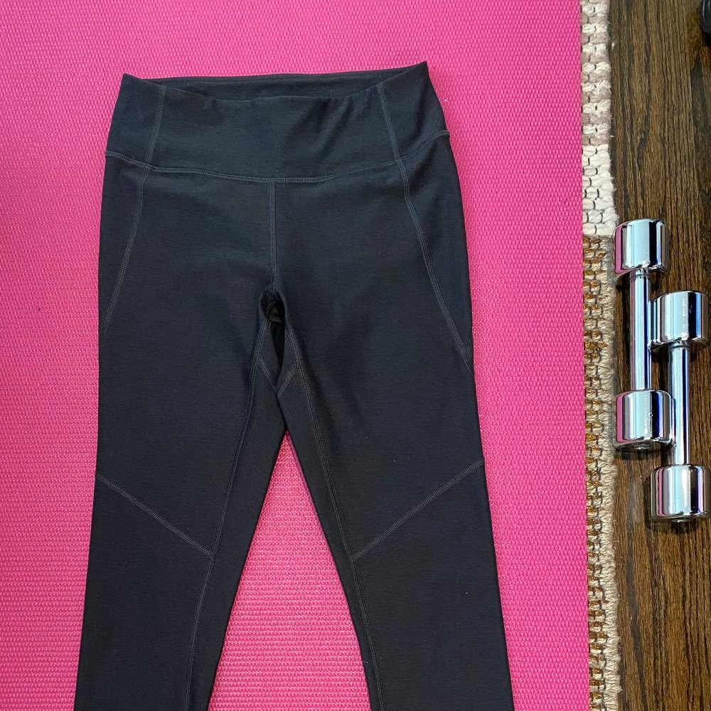 Outdoor Voices 7/8 Warmup Legging - Small